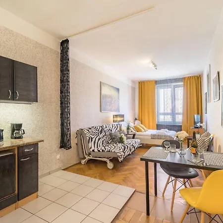 Olawska Cosy Studio By Rent Like Апартаменти