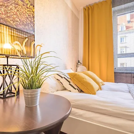 Апартаменти Olawska Cosy Studio By Rent Like Вроцлав